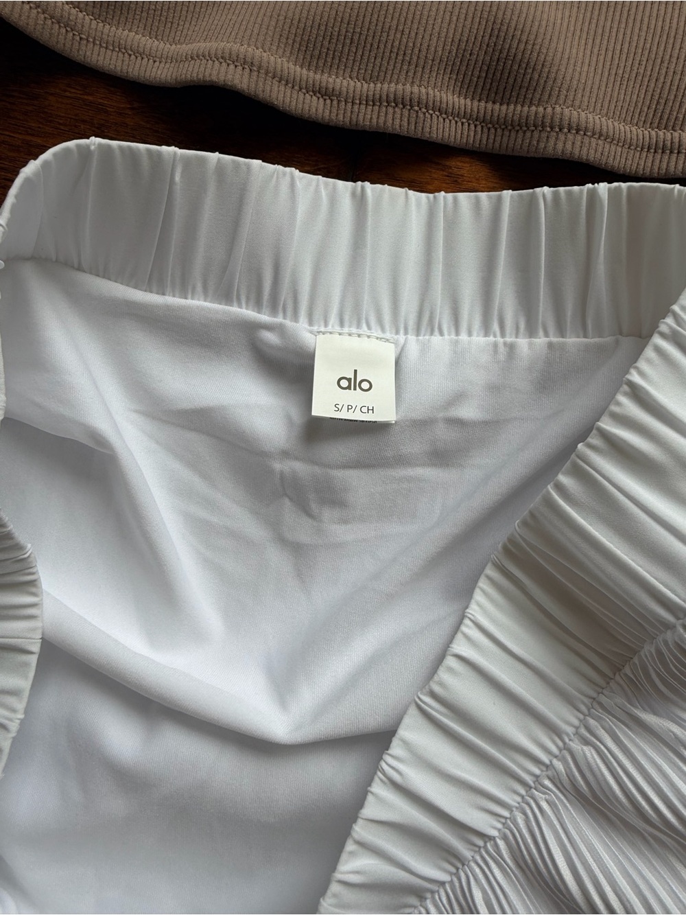 ALO Yoga Tank + Skirt Set - Picture 4 of 7